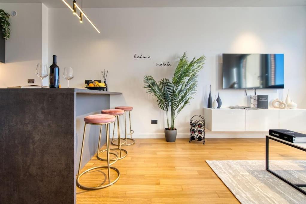 Italianflat - Canal Couture, Navigli Luxury Retreat Milan Exterior photo